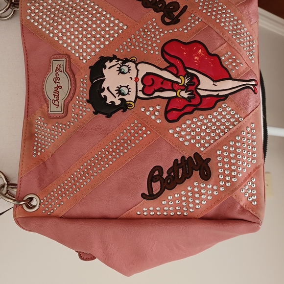 Betty Boop Large Pink Studded Shoulder Bag - Picture 2 of 16